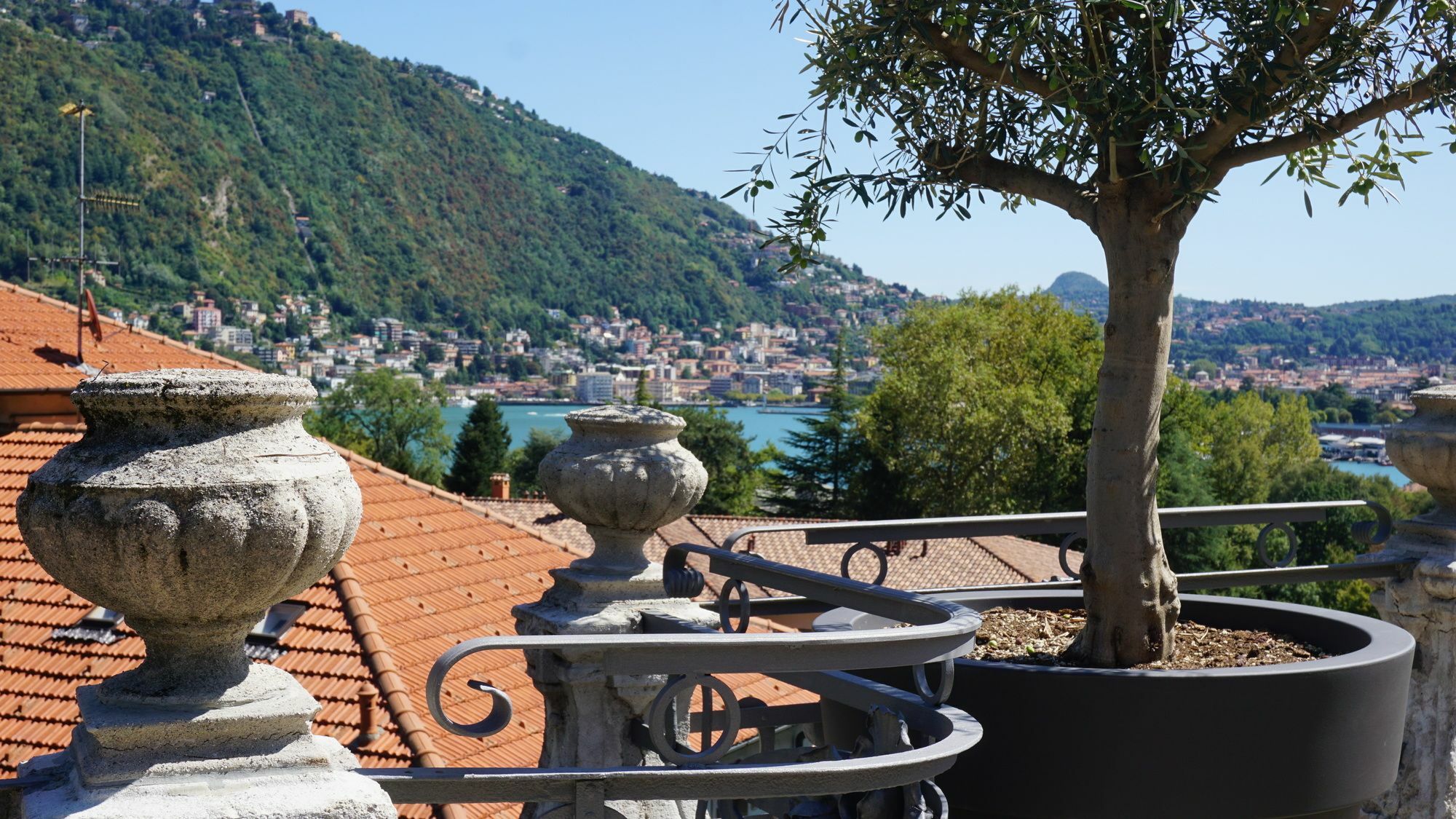 Villa Liberty Côme Esterno foto